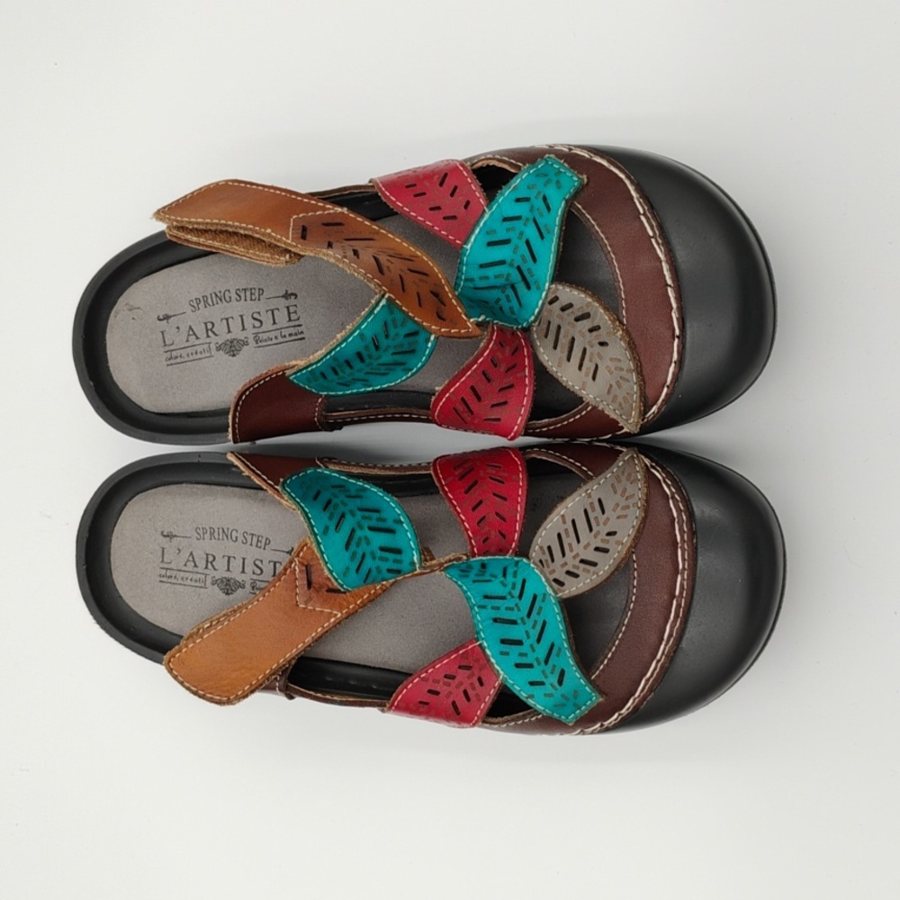 L'Artiste Leather Jexa Clog Sandals